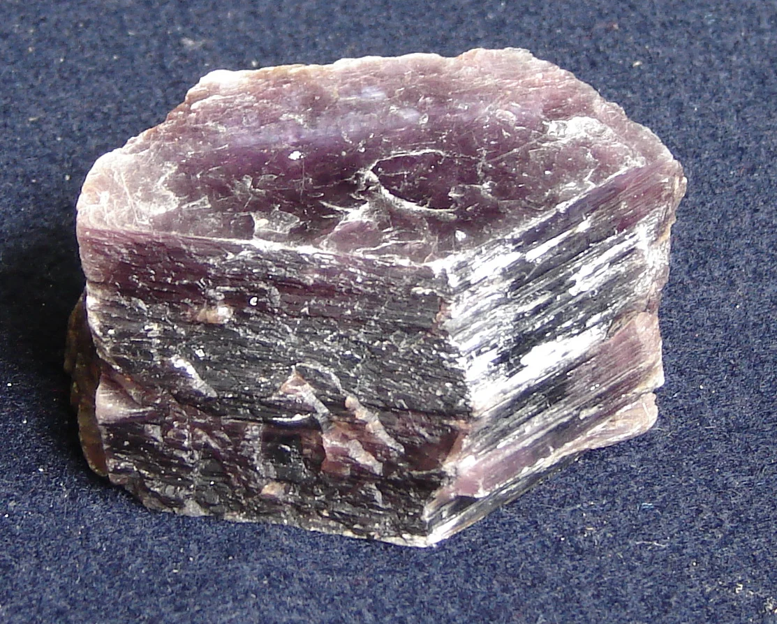 Image of lepidolite mineral